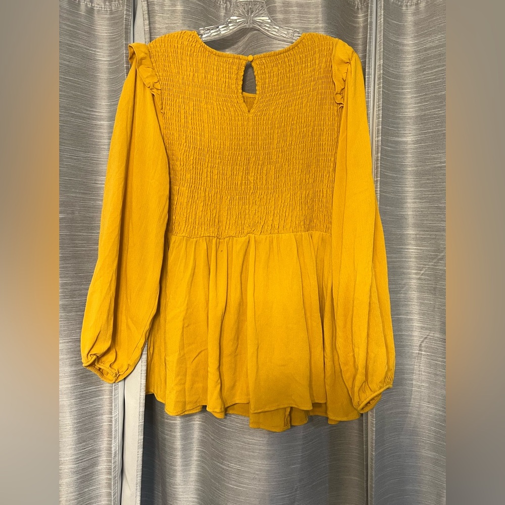 Torrid Mustard Smocked Baby Doll Top Size 1 - Picture 3 of 5